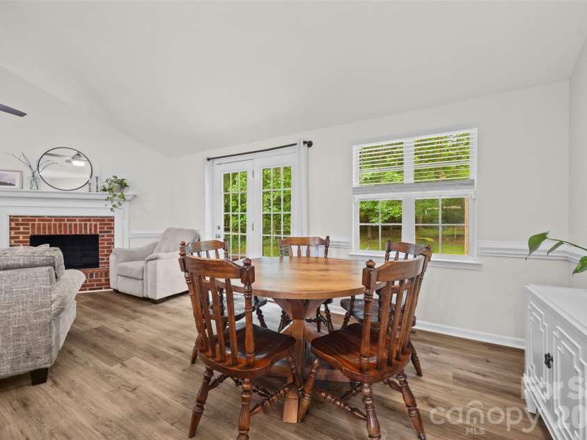 5503 Mcwhorter Road, Waxhaw, NC 28173.  MLS# CAR4378908, YatesRealty ID 29996. 