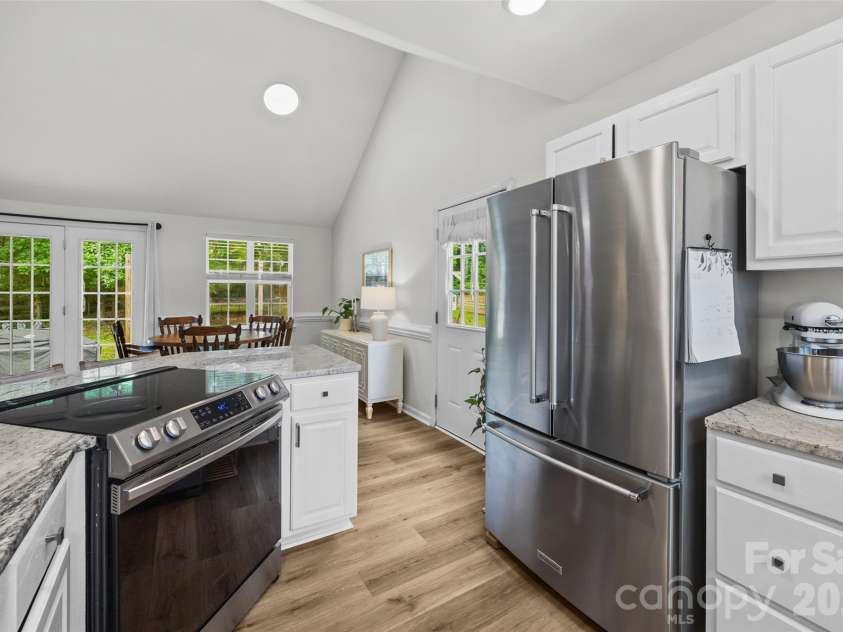 5503 Mcwhorter Road, Waxhaw, NC 28173.  MLS# CAR4378908, YatesRealty ID 29996. 