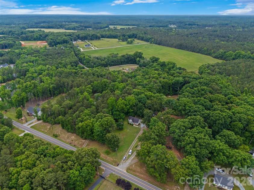 5503 Mcwhorter Road, Waxhaw, NC 28173.  MLS# CAR4378908, YatesRealty ID 29996. 