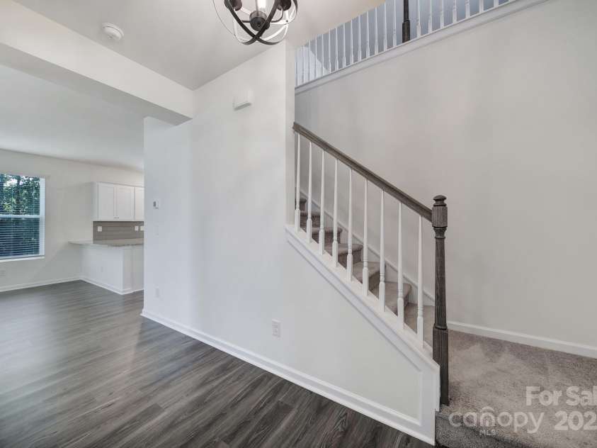 2036 Everly Drive, Charlotte, NC 28215.  MLS# CAR4286143, YatesRealty ID 29997. 