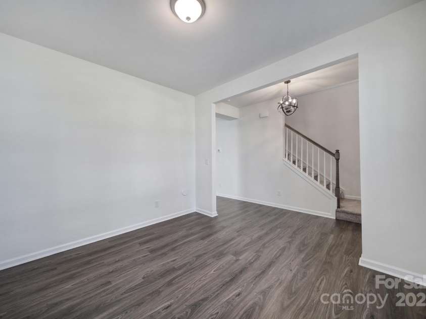 2036 Everly Drive, Charlotte, NC 28215.  MLS# CAR4286143, YatesRealty ID 29997. 