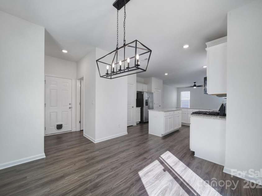 2036 Everly Drive, Charlotte, NC 28215.  MLS# CAR4286143, YatesRealty ID 29997. 