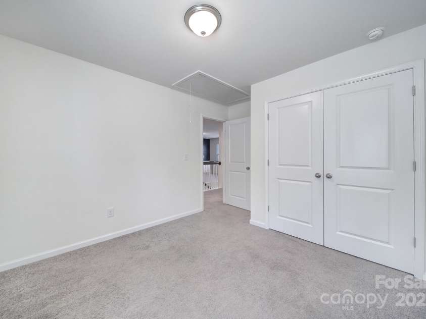 2036 Everly Drive, Charlotte, NC 28215.  MLS# CAR4286143, YatesRealty ID 29997. 
