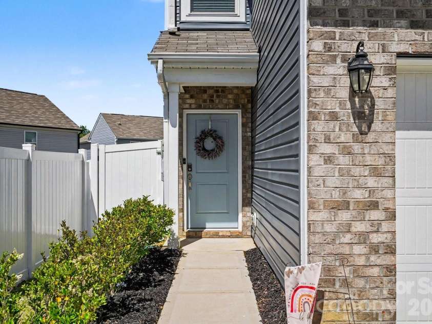 328 Bluebonnet Drive, Salisbury, NC 28146.  MLS# CAR4382699, YatesRealty ID 29997. 