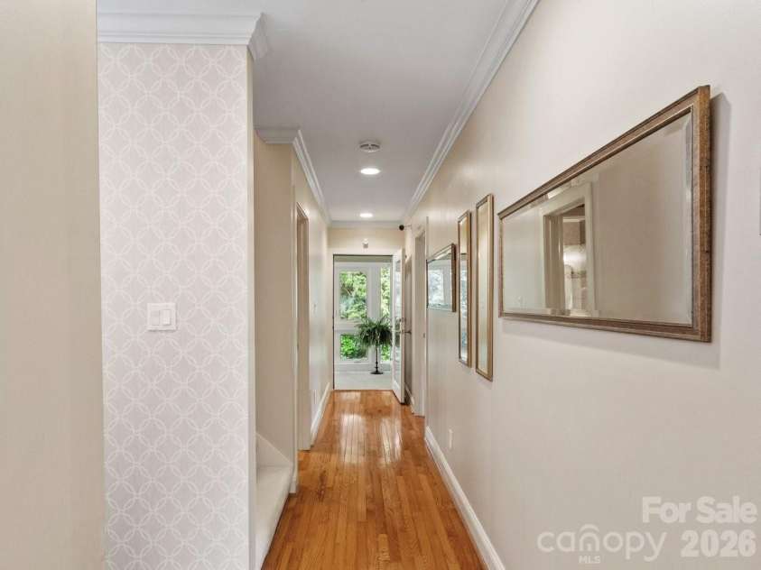 6 Creekside Way, Asheville, NC 28804.  MLS# CAR4379945, YatesRealty ID 29998. 