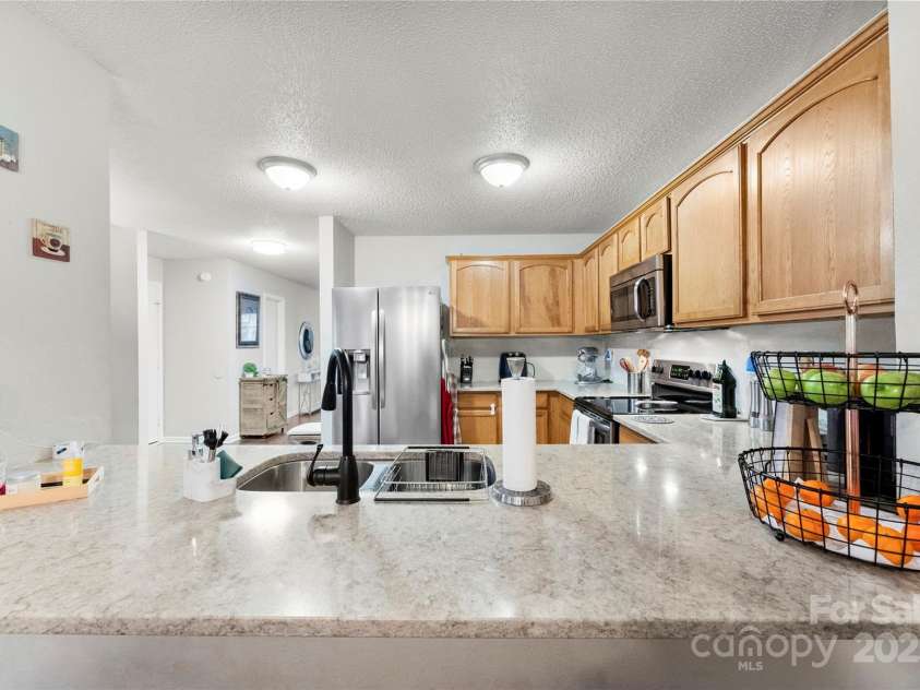 2011 Dunsmore Lane, Waxhaw, NC 28173.  MLS# CAR4240231, YatesRealty ID 30. 
