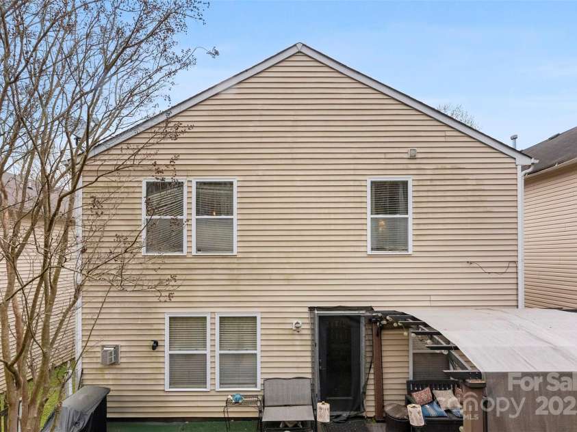2011 Dunsmore Lane, Waxhaw, NC 28173.  MLS# CAR4240231, YatesRealty ID 30. 