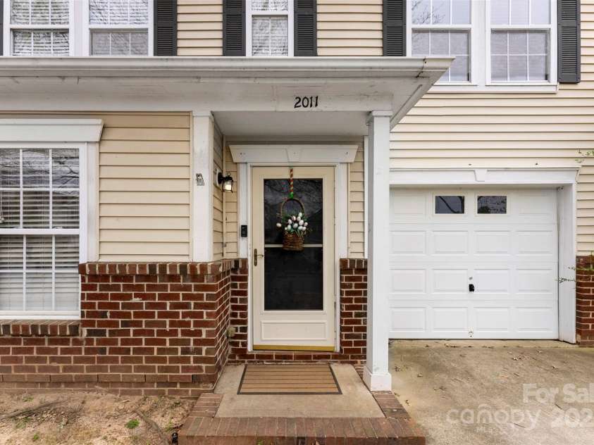 2011 Dunsmore Lane, Waxhaw, NC 28173.  MLS# CAR4240231, YatesRealty ID 30. 