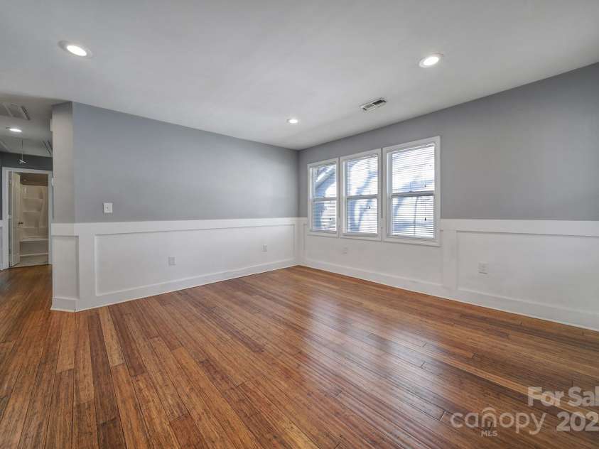 113 5th Avenue, Gastonia, NC 28052.  MLS# CAR4307245, YatesRealty ID 3000. 