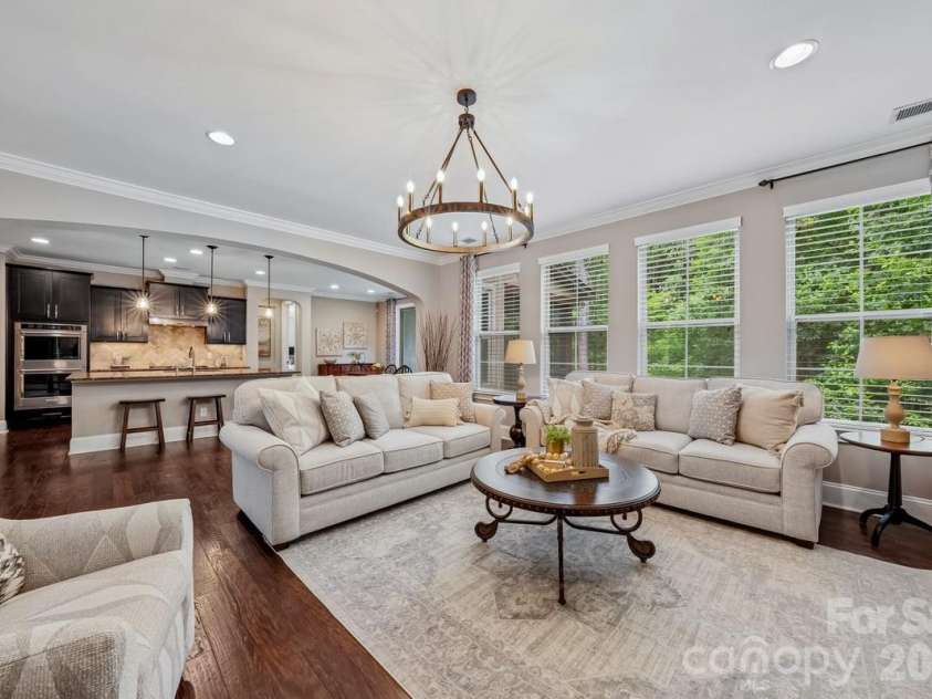 7111 Yellowhorn Trail, Waxhaw, NC 28173.  MLS# CAR4383370, YatesRealty ID 30000. Open Floor Plan