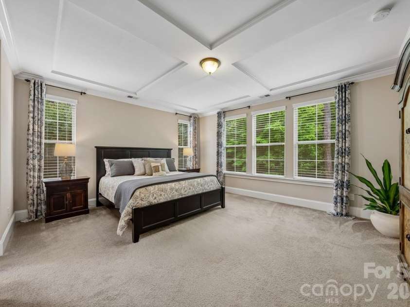 7111 Yellowhorn Trail, Waxhaw, NC 28173.  MLS# CAR4383370, YatesRealty ID 30000. Primary Bedroom on Main