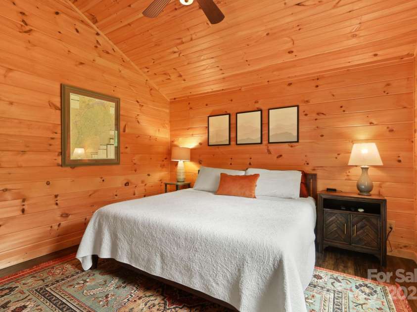 1395 Pilot Ridge Road, Blowing Rock, NC 28605.  MLS# CAR4288347, YatesRealty ID 30001. 