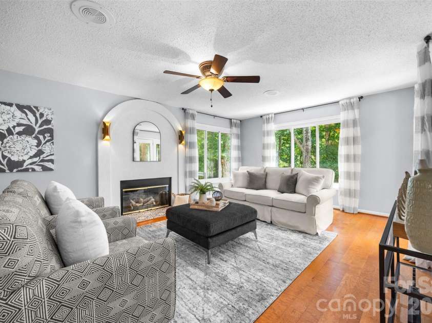 7057 Mariners Court, Tega Cay, SC 29708.  MLS# CAR4384678, YatesRealty ID 30001. 