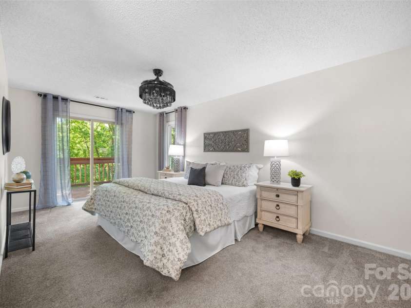 7057 Mariners Court, Tega Cay, SC 29708.  MLS# CAR4384678, YatesRealty ID 30001. 