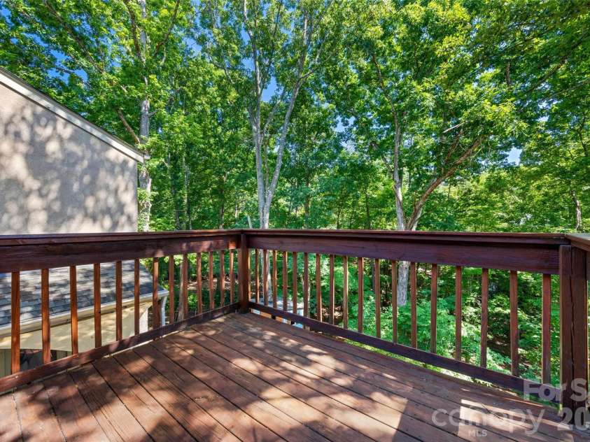 7057 Mariners Court, Tega Cay, SC 29708.  MLS# CAR4384678, YatesRealty ID 30001. 