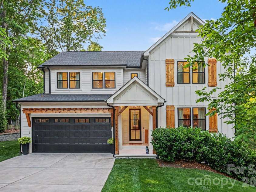 16532 Here At Last Lane, Charlotte, NC 28278.  MLS# CAR4383524, YatesRealty ID 30002. 
