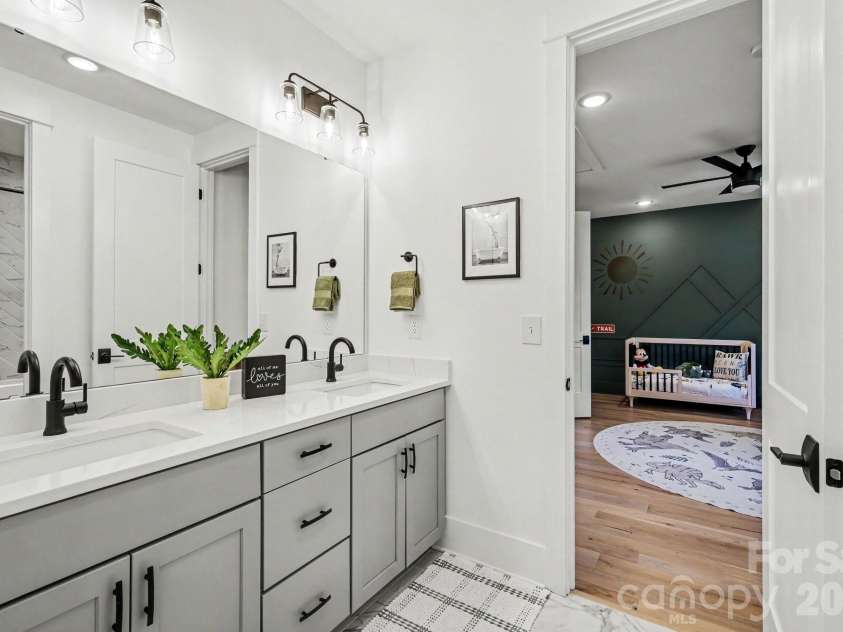 16532 Here At Last Lane, Charlotte, NC 28278.  MLS# CAR4383524, YatesRealty ID 30002. 