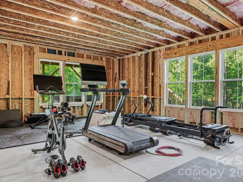 16532 Here At Last Lane, Charlotte, NC 28278.  MLS# CAR4383524, YatesRealty ID 30002. 