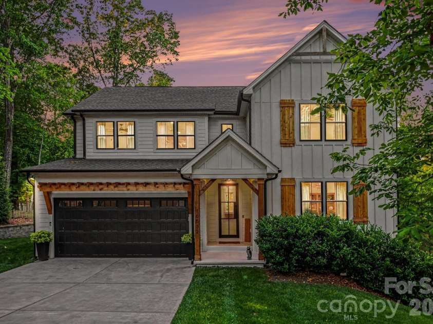 16532 Here At Last Lane, Charlotte, NC 28278.  MLS# CAR4383524, YatesRealty ID 30002. 