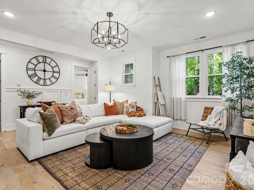 16532 Here At Last Lane, Charlotte, NC 28278.  MLS# CAR4383524, YatesRealty ID 30002. 
