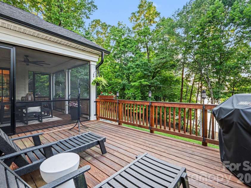 16532 Here At Last Lane, Charlotte, NC 28278.  MLS# CAR4383524, YatesRealty ID 30002. Porch 3