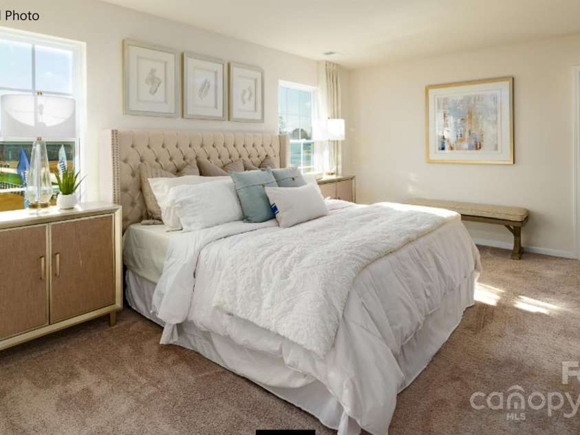 137 Parker Claire Lane, Kings Mountain, NC 28086.  MLS# CAR4288400, YatesRealty ID 30003. 