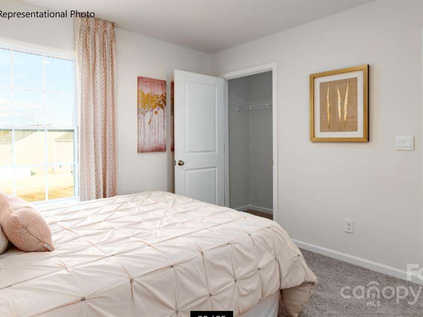 137 Parker Claire Lane, Kings Mountain, NC 28086.  MLS# CAR4288400, YatesRealty ID 30003. 