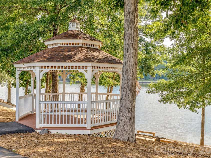 4160 Koala Circle, Tega Cay, SC 29708.  MLS# CAR4386791, YatesRealty ID 30003. 