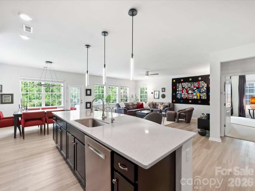 821 Botticelli Court, Mount Holly, NC 28120.  MLS# CAR4385739, YatesRealty ID 30004. Great Room/Kitchen/Breakfast Area