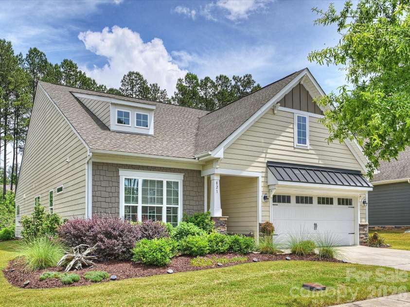 821 Botticelli Court, Mount Holly, NC 28120.  MLS# CAR4385739, YatesRealty ID 30004. Lovely Exterior