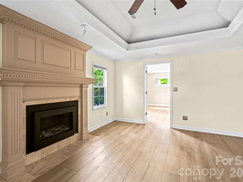 589 Sand Hill Road, Asheville, NC 28806.  MLS# CAR4389720, YatesRealty ID 30006. 
