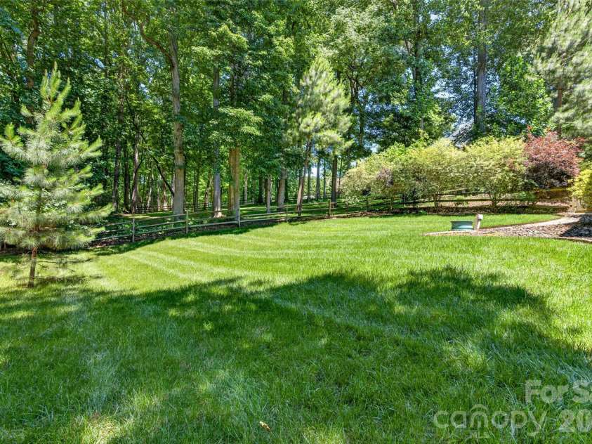 144 English Ivy Lane, Mooresville, NC 28117.  MLS# CAR4385543, YatesRealty ID 30007. 