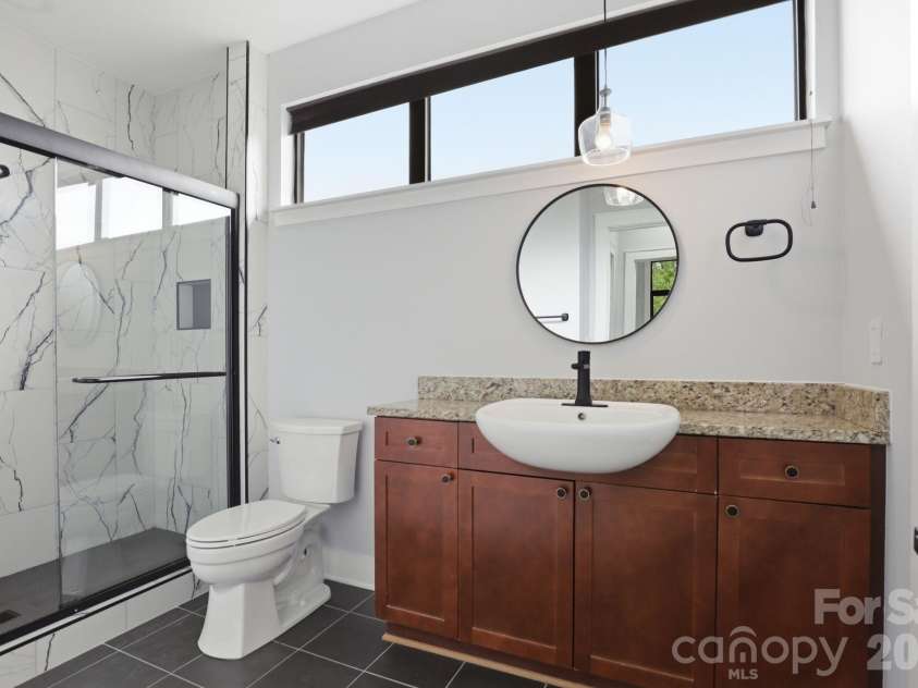 526 N McDowell Street, Charlotte, NC 28204.  MLS# CAR4390203, YatesRealty ID 30008. 