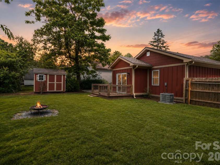 166 Outland Avenue, Brevard, NC 28712.  MLS# CAR4390281, YatesRealty ID 30009. 
