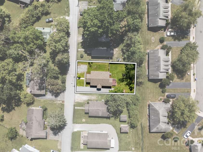 166 Outland Avenue, Brevard, NC 28712.  MLS# CAR4390281, YatesRealty ID 30009. 