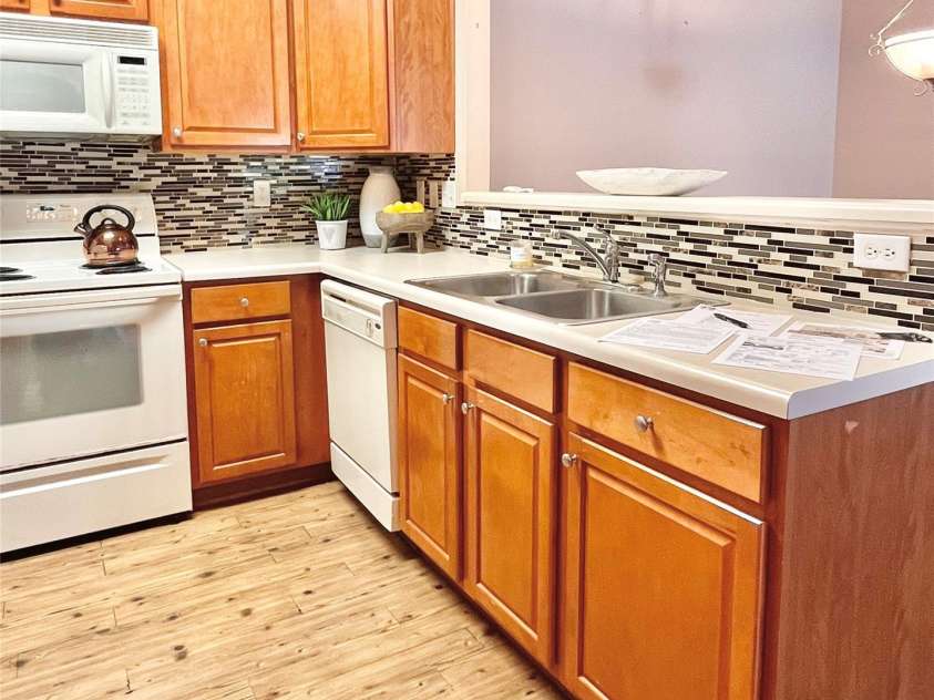 11264 Hyde Pointe Court, Charlotte, NC 28262.  MLS# CAR4354529, YatesRealty ID 3001. 
