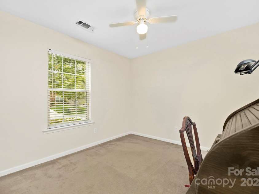 9325 Seamill Road, Charlotte, NC 28278.  MLS# CAR4130842, YatesRealty ID 3001. Bedroom 3