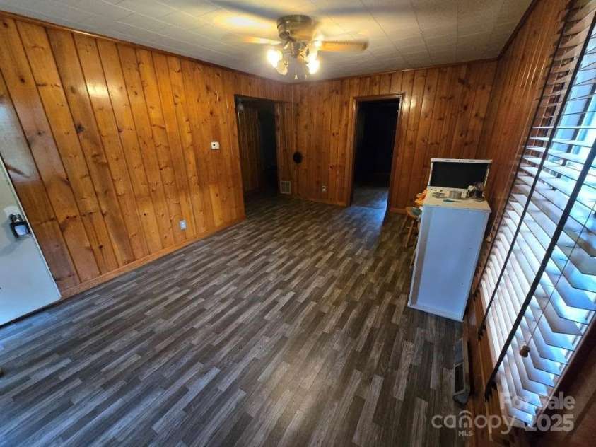 105 La Colline Avenue, Morganton, NC 28655.  MLS# CAR4288424, YatesRealty ID 30010. 
