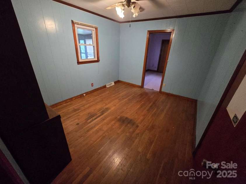 105 La Colline Avenue, Morganton, NC 28655.  MLS# CAR4288424, YatesRealty ID 30010. 