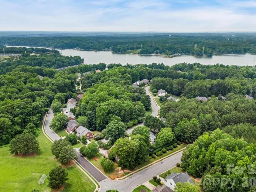 1845 Mountain Trail Drive, Charlotte, NC 28214.  MLS# CAR4391692, YatesRealty ID 30011. 