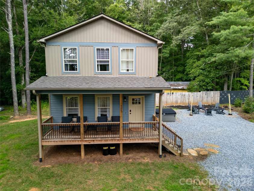 428 Emmas Grove Road, Fletcher, NC 28732.  MLS# CAR4341303, YatesRealty ID 30011. 