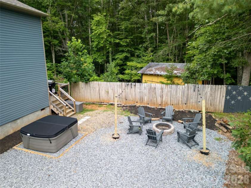 428 Emmas Grove Road, Fletcher, NC 28732.  MLS# CAR4341303, YatesRealty ID 30011. 