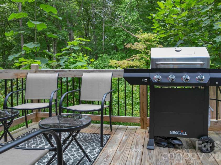 428 Emmas Grove Road, Fletcher, NC 28732.  MLS# CAR4341303, YatesRealty ID 30011. 