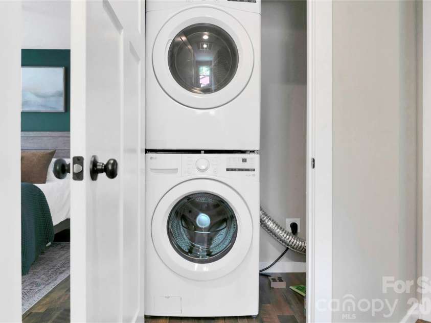 428 Emmas Grove Road, Fletcher, NC 28732.  MLS# CAR4341303, YatesRealty ID 30011. 