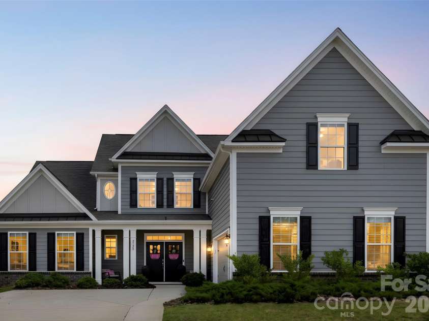 2128 Lapalma Trace, Lake Wylie, SC 29710.  MLS# CAR4391229, YatesRealty ID 30013. 