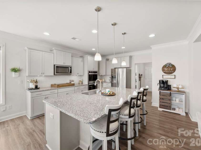 2128 Lapalma Trace, Lake Wylie, SC 29710.  MLS# CAR4391229, YatesRealty ID 30013. 