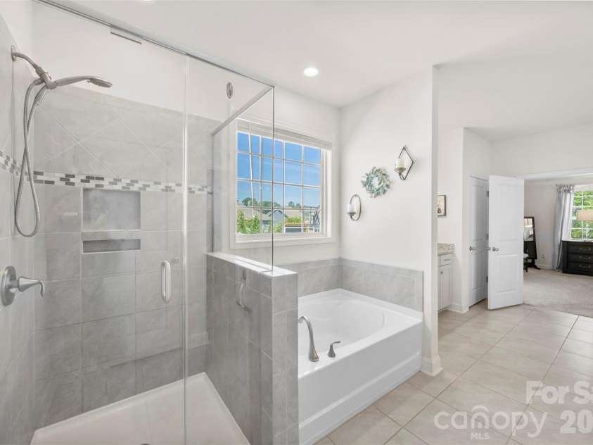 2128 Lapalma Trace, Lake Wylie, SC 29710.  MLS# CAR4391229, YatesRealty ID 30013. 