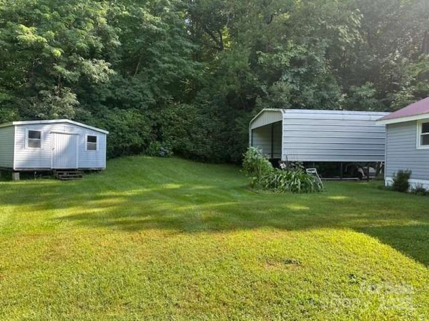 1880 Brasstown Road, Cullowhee, NC 28723.  MLS# CAR4288500, YatesRealty ID 30016. 