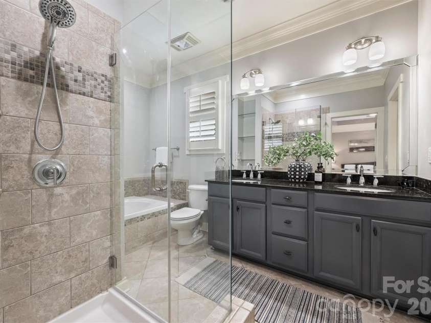 2905 Georgia Avenue, Charlotte, NC 28205.  MLS# CAR4392319, YatesRealty ID 30016. 