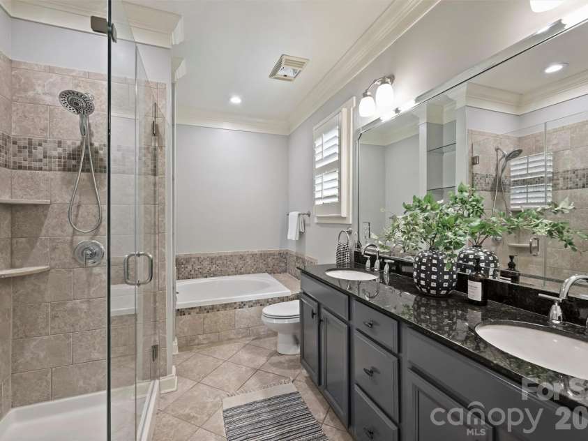 2905 Georgia Avenue, Charlotte, NC 28205.  MLS# CAR4392319, YatesRealty ID 30016. 
